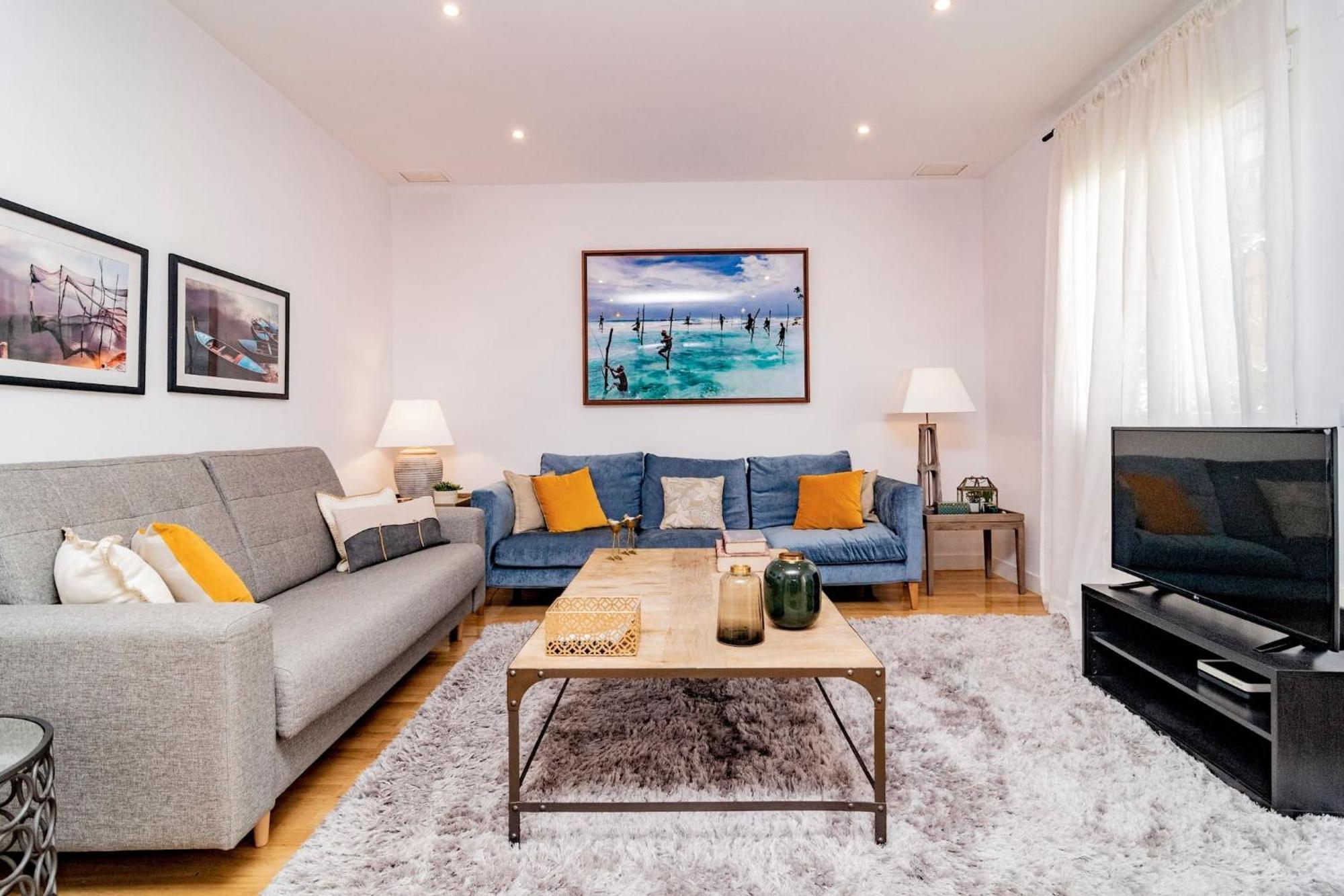 Juan Bravo Suites Madrid Bagian luar foto